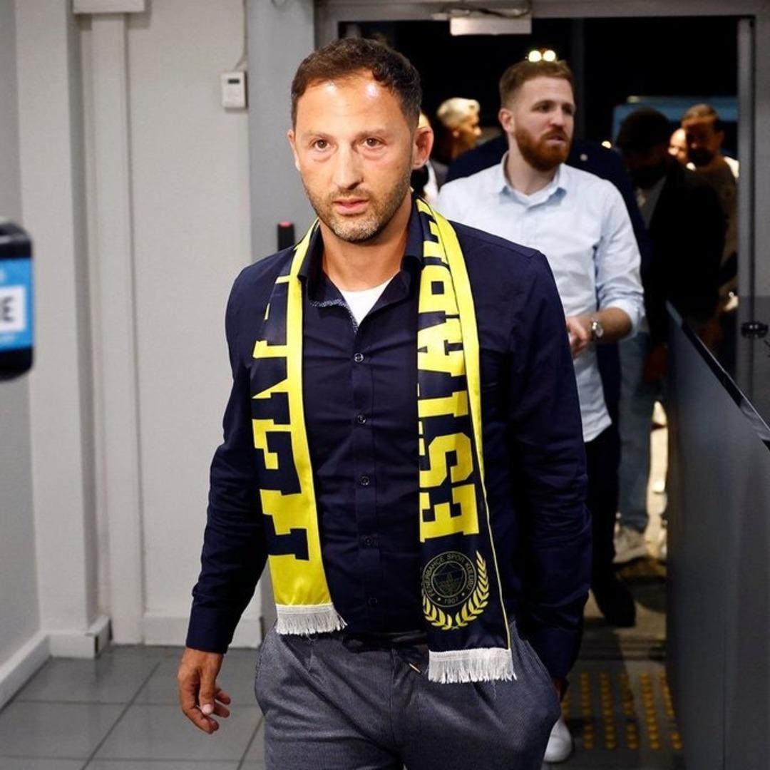 F.Bahçe, Avrupa Ligi'nde Stuttgart'ı 1-0 mağlup etti! Maç sonunda sakatlıktan dönen Jhon Duran için Tedesco yeni sistem sinyali verdi. 4