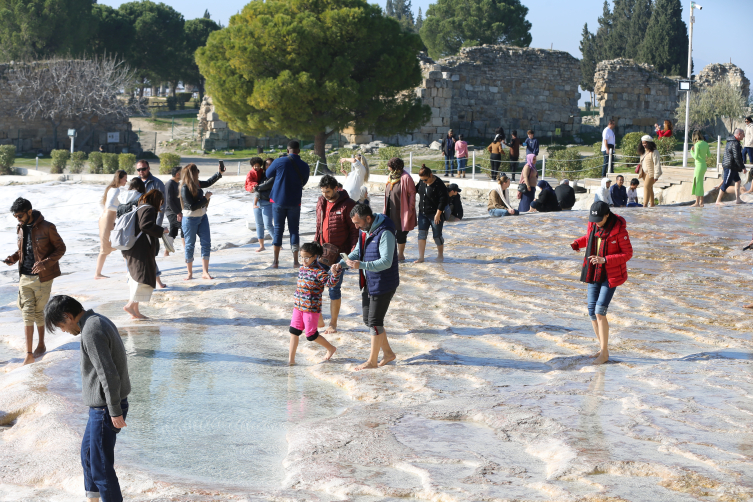 Pamukkale'de yeni yılda destinasyon turizminde rekor