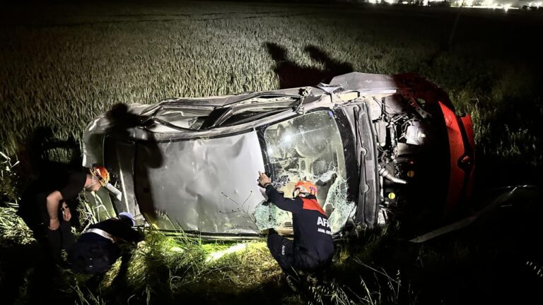 Adıyaman’da otomobilin devrildiği kazada 4 kişi yaralandı
