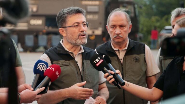 247 yangına müdahale edildi, 241’ini kontrol altına aldık