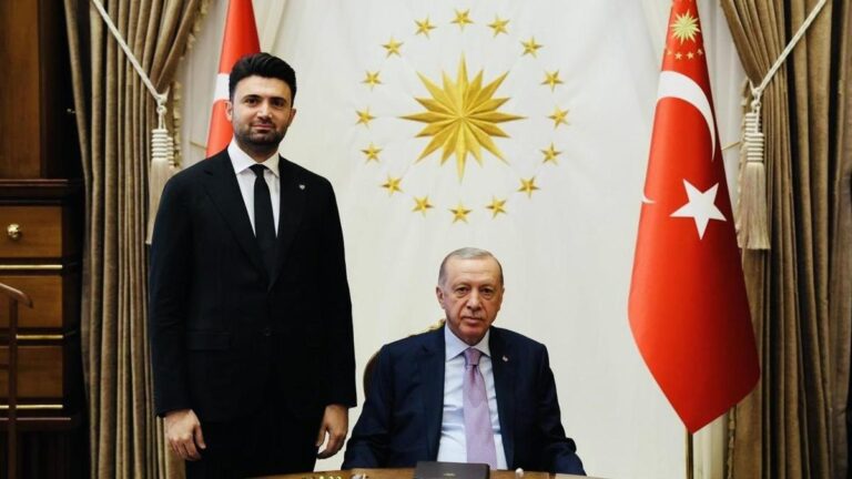 Bursaspor Başkanı Enes Çelik, Cumhurbaşkanı Erdoğanla görüştü!