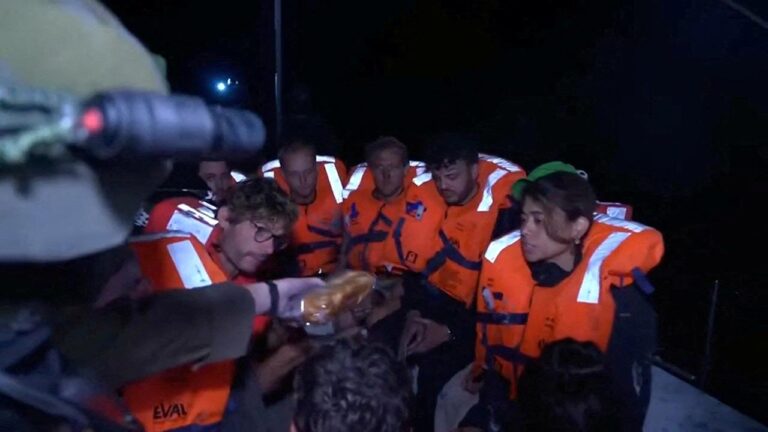 İsrail: Madleen gemisindeki aktivistler ülkelerine gönderilecek