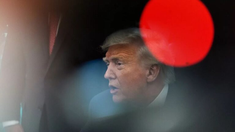 Trump: Alaska’dan sonraki görüşmelere Zelenskiy de katılacak