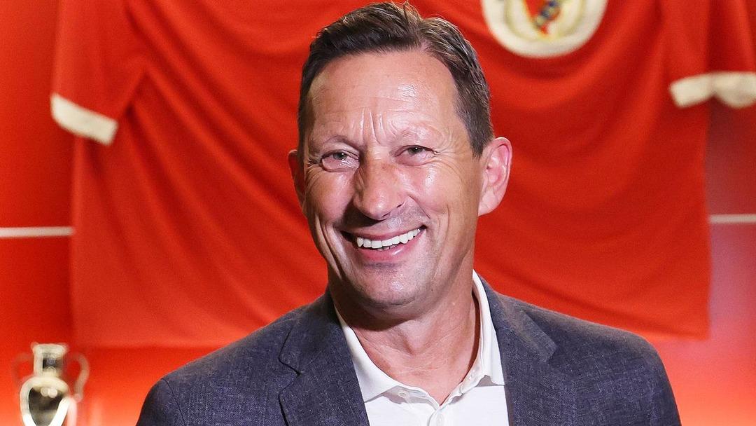 Yeni Fenerbahçe koçu kim olacak? Sinan Engin resmen bir isim verdi! Roger Schmidt Bombası! Ufuktaki tek sorun görünüyor ... 2