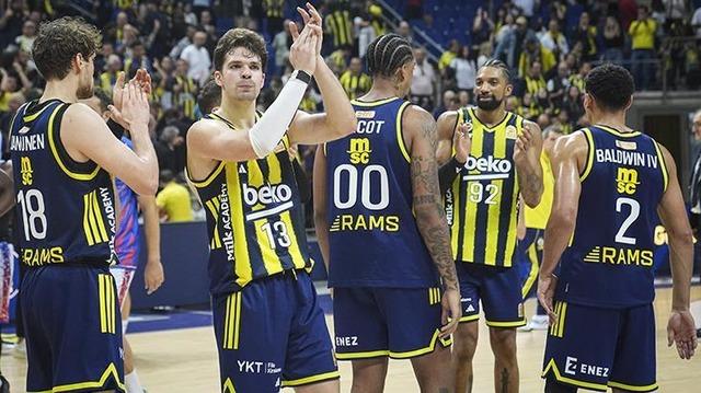 Fenerbahçe Beko, Hapoel Tel Aviv'e göz açtırmadı! İsrail ekibini ezdi geçti